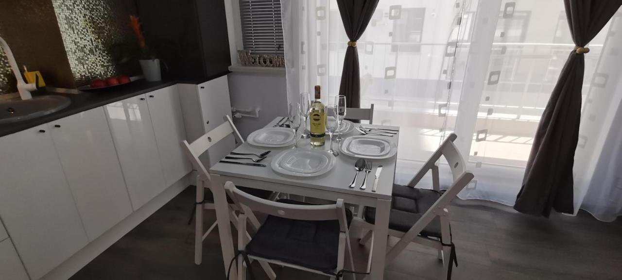 Mike Studio Mamaia Nord Lejlighed Năvodari Eksteriør billede